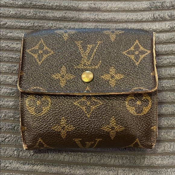 Louis Vuitton Handbags - Louis Vuitton Monogram Snap Wallet